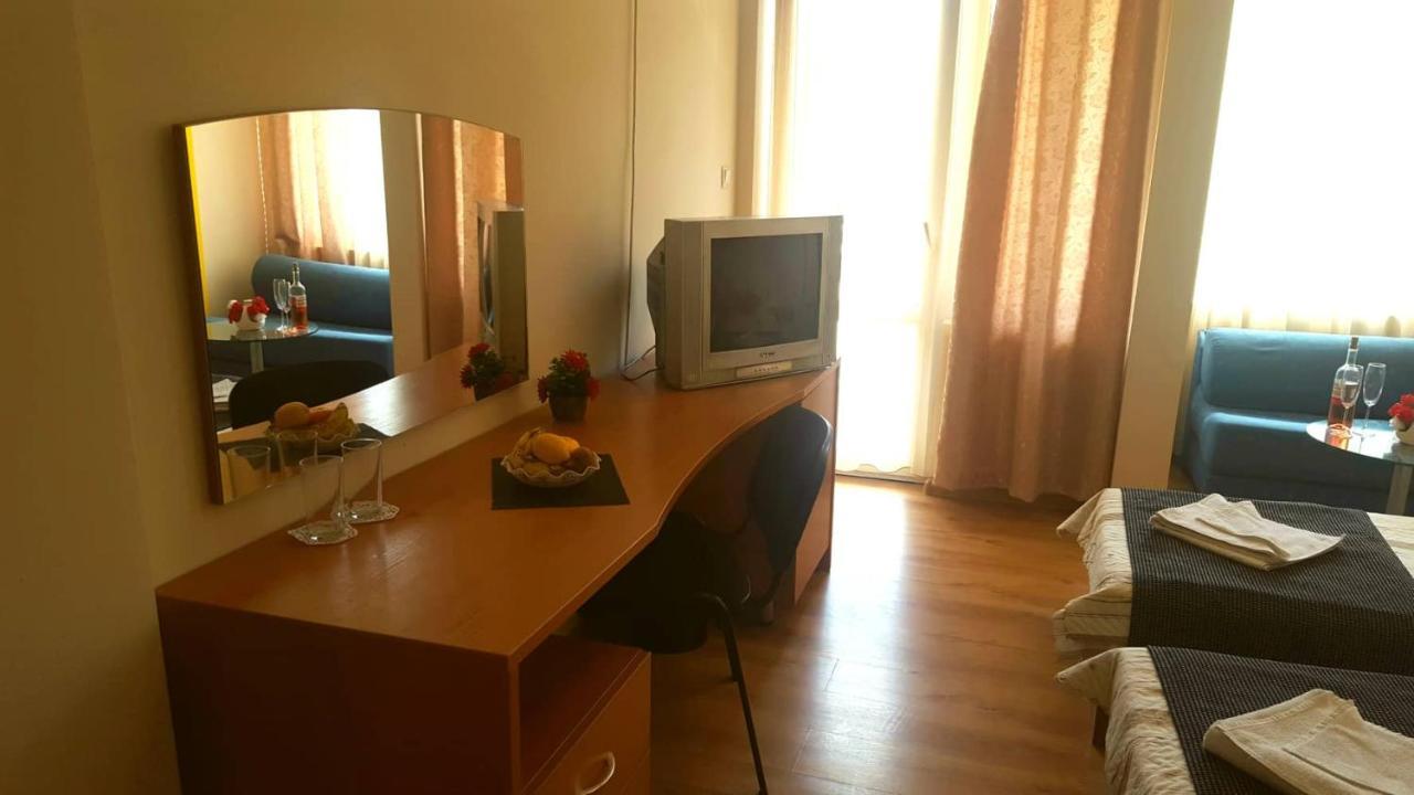 Family Hotel Solar Central 阳光海滩 外观 照片