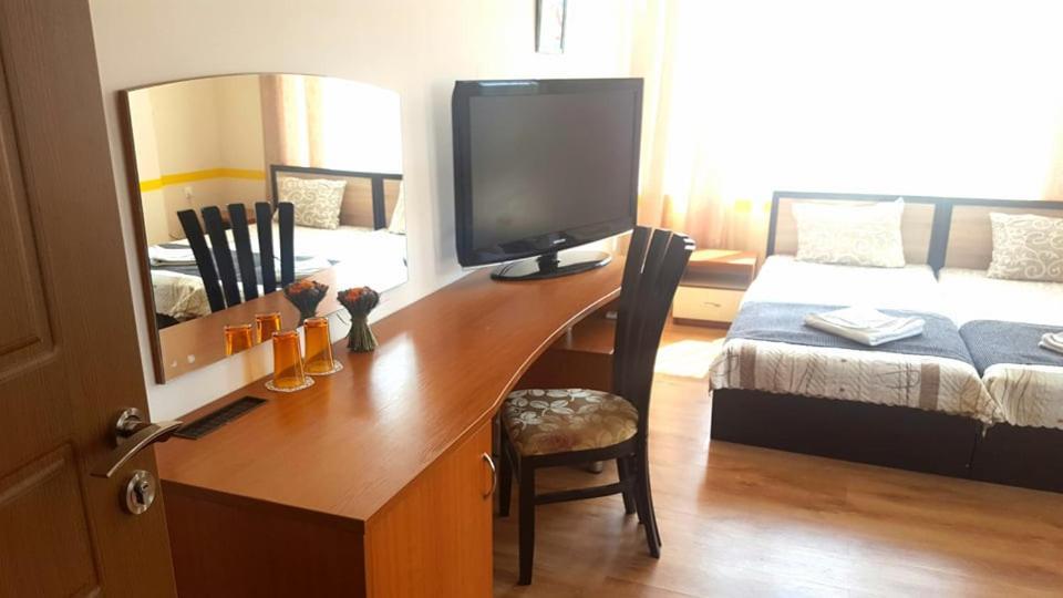 Family Hotel Solar Central 阳光海滩 外观 照片